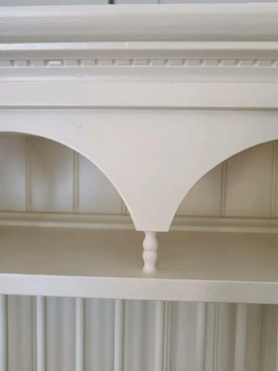 Wall dresser - Image 1