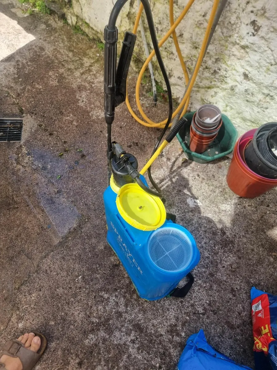16L Knapsack sprayer - Image 2