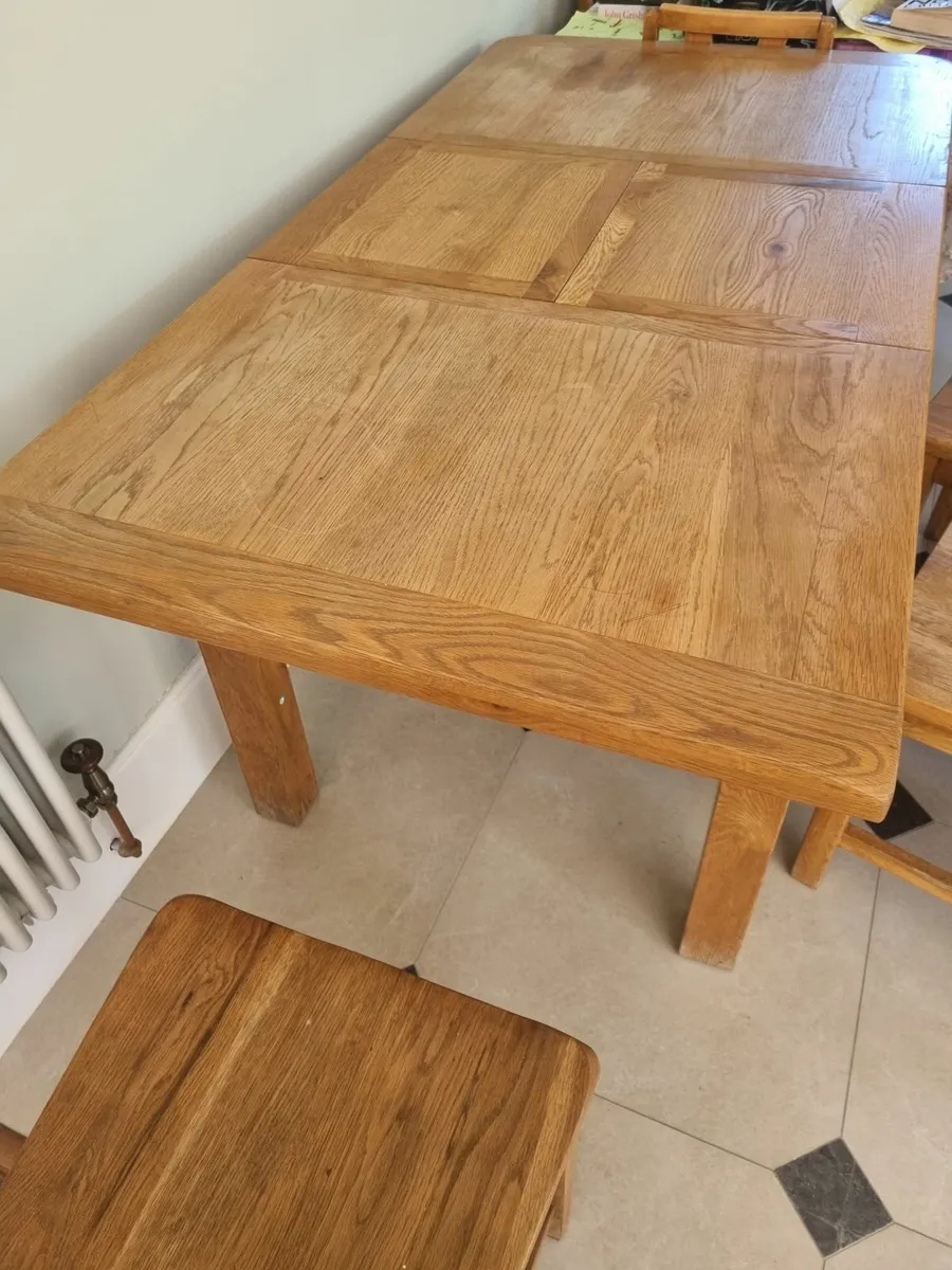 Solid Oak Table and chairs - Image 4