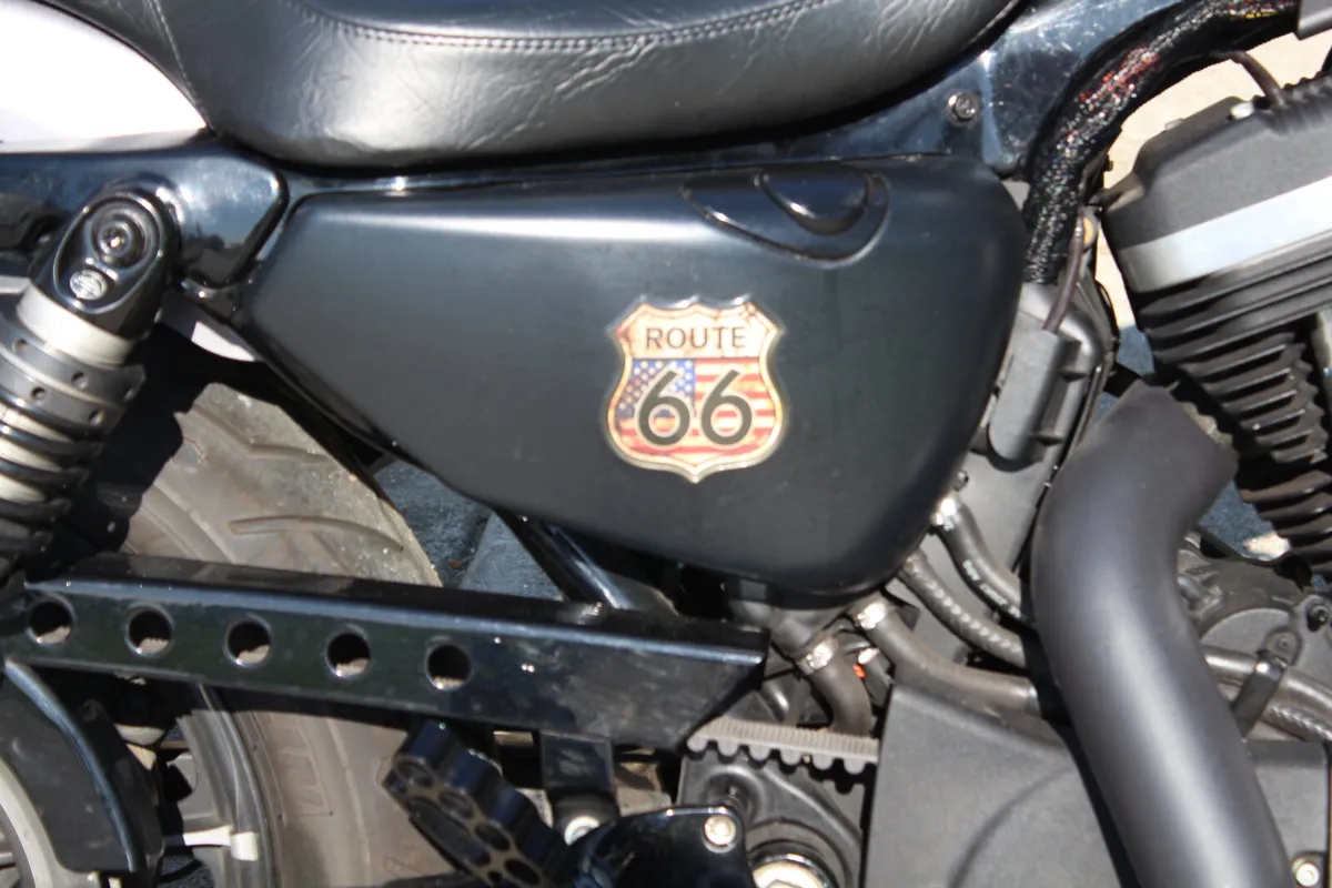 2016 Harley sportster 883 Iron - Image 4