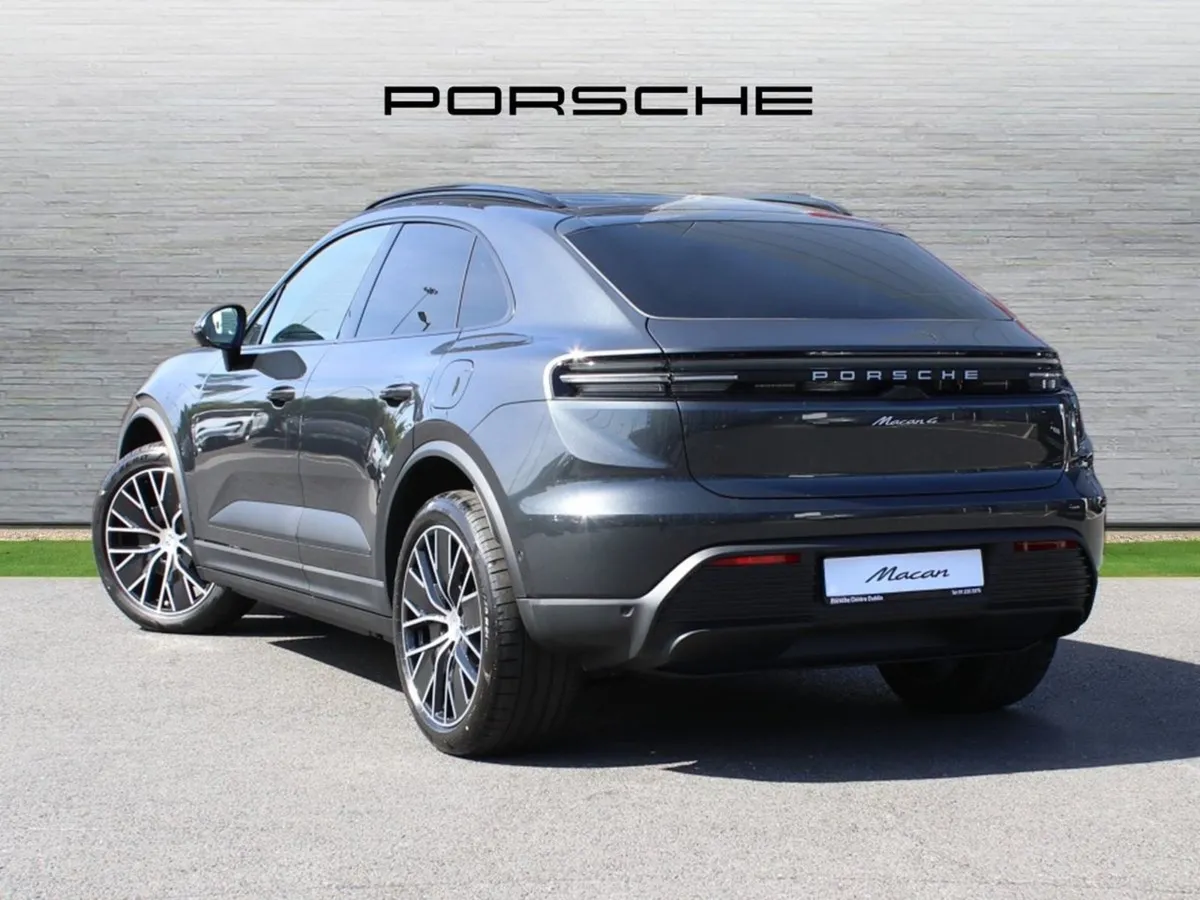 Porsche Macan 4 Electric - Image 2