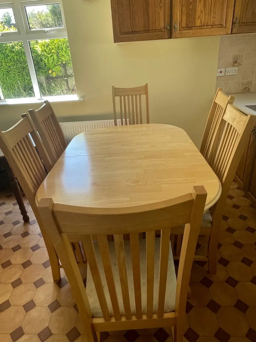 Table and Chairs - Image 1