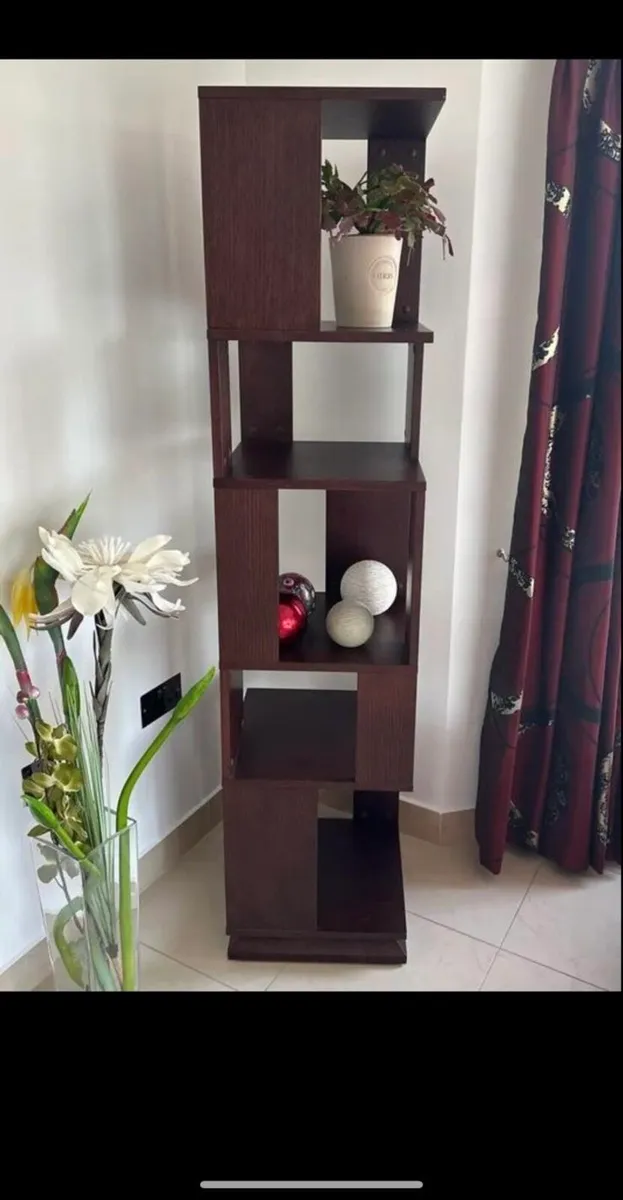Shelving unit