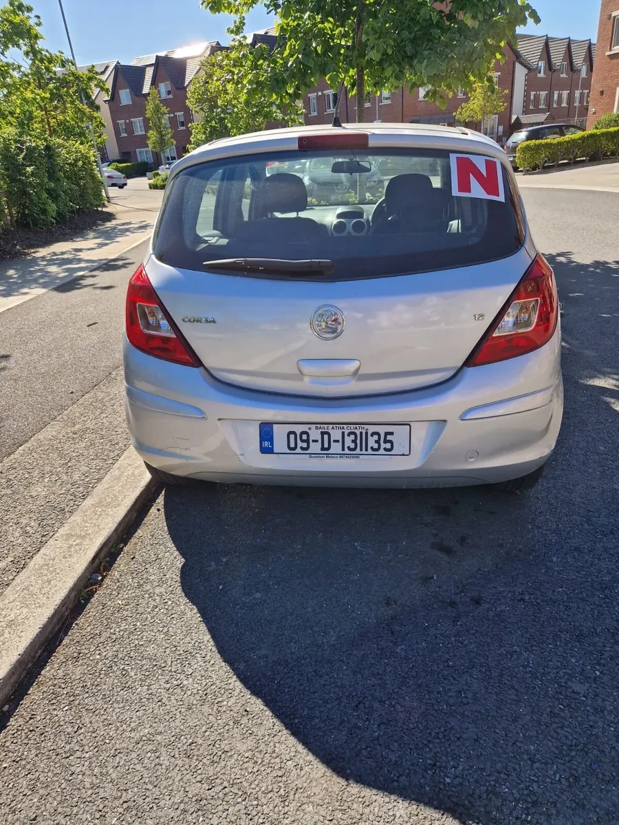 2009 Vauxhall corsa - Image 1