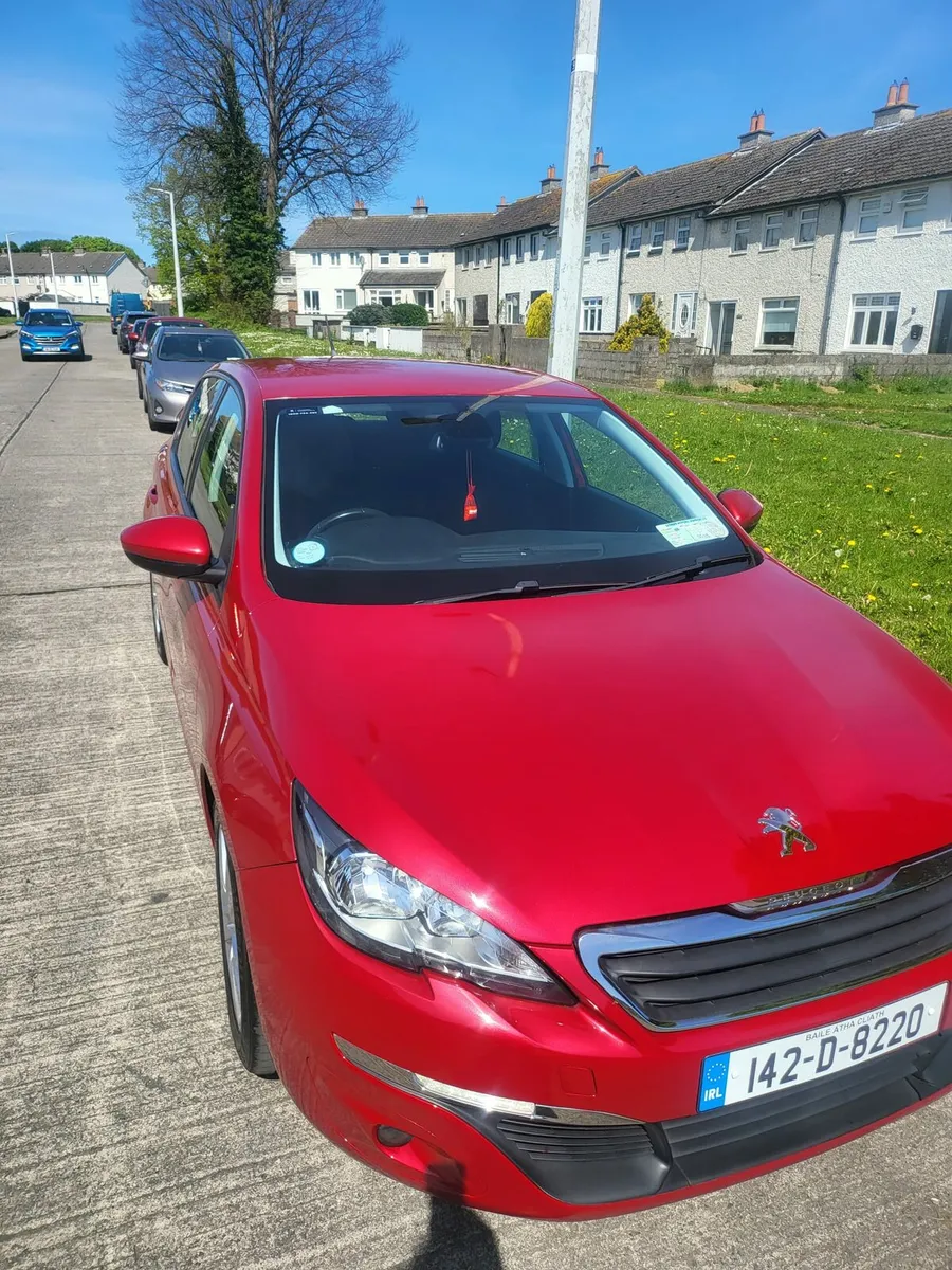 Car - Image 2