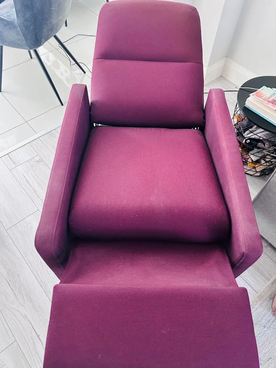 Recliner chair - Image 3