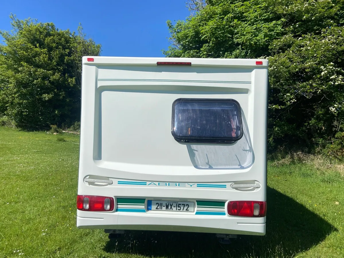 Two Berth Belmont Caravan Excellent Condition - Image 4