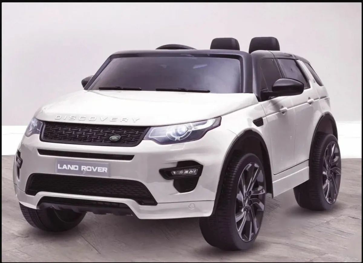 Land Rover Discovery HSE Sport Ride On Car White - Image 1