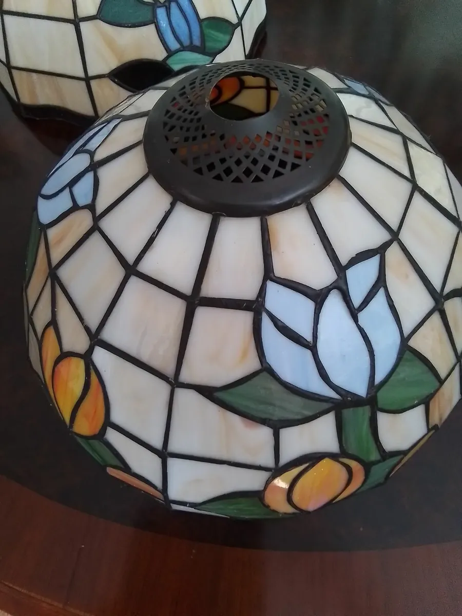 Tiffany style shade - Image 1
