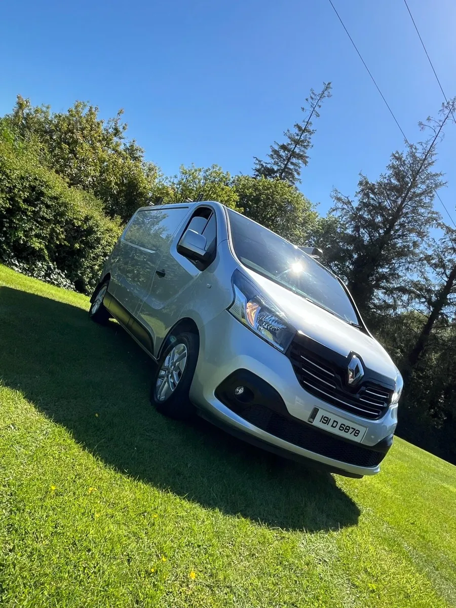 Renault - Image 4