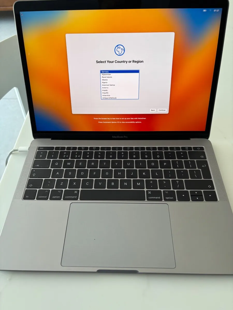 MacBook Pro - Image 2