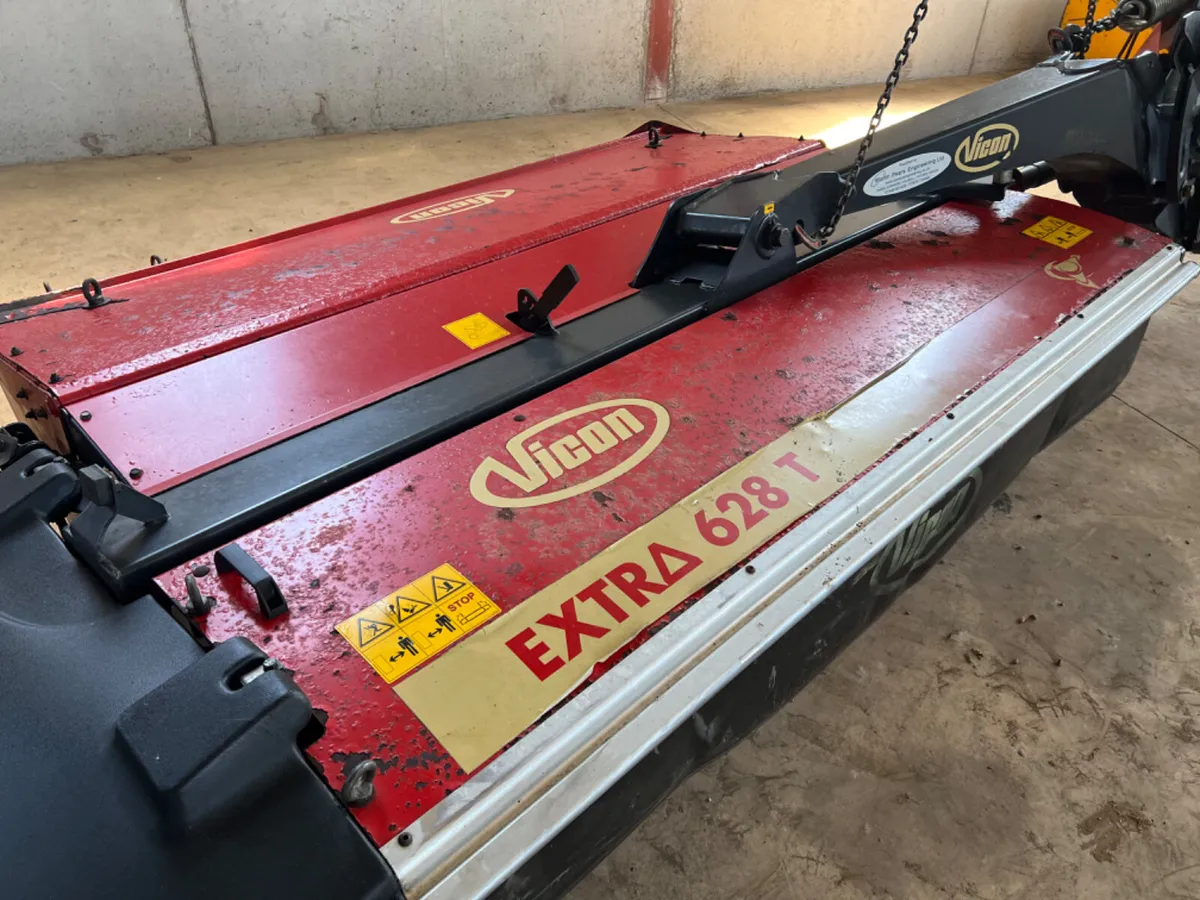Vicon Extra 628T Mower - Image 1