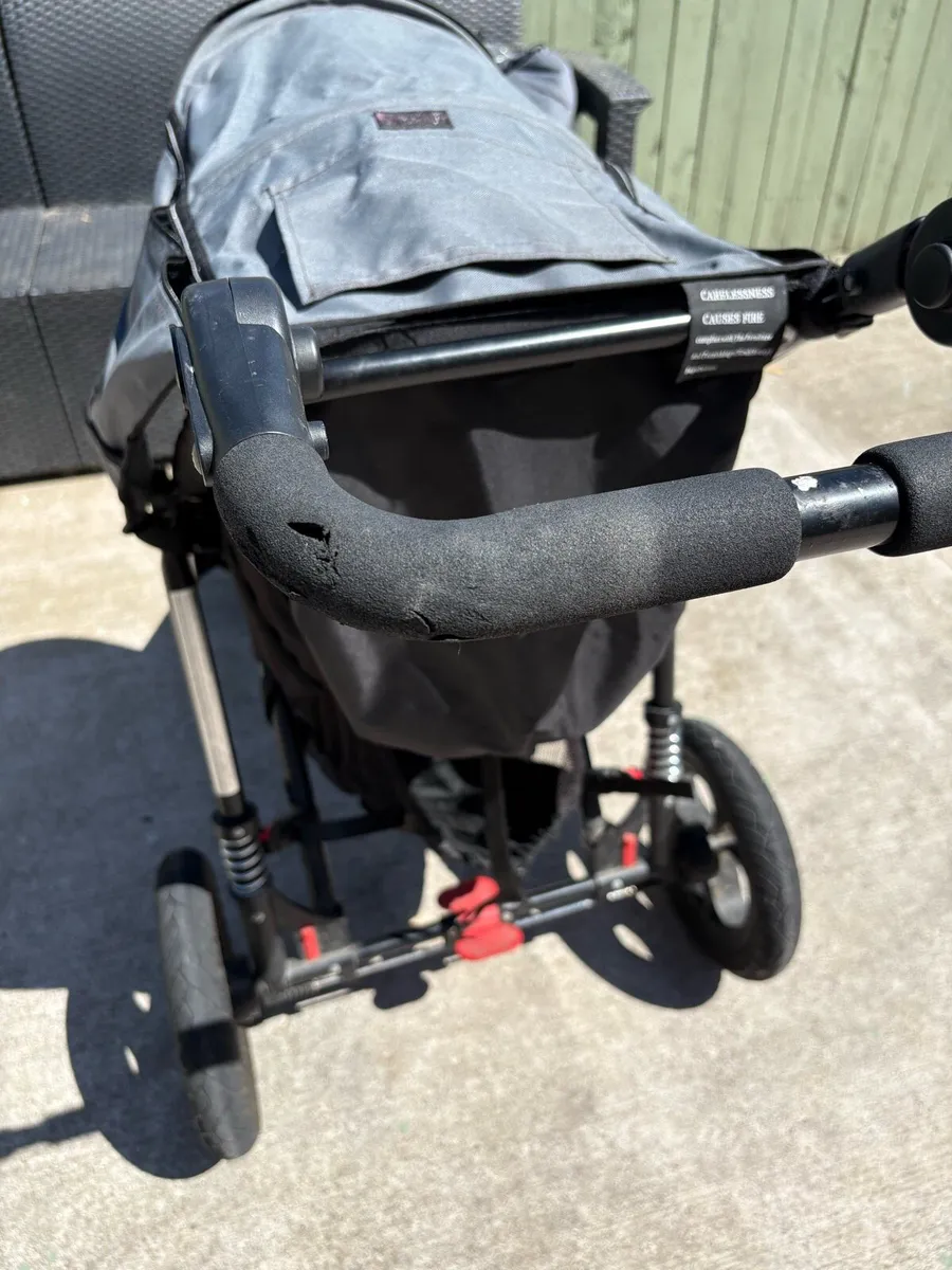 Out n about v4 single buggy - Image 4