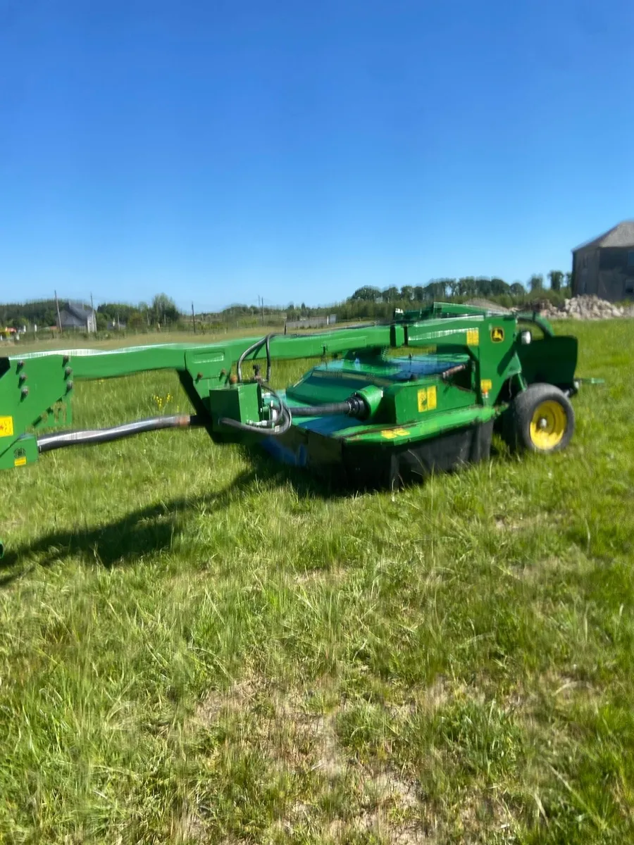 John Deere 1365  **NO VAT** - Image 2