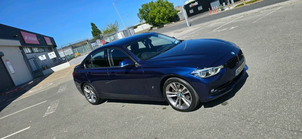 BMW 330e hybrid  114km / 71mil NCT10/26 - Image 2