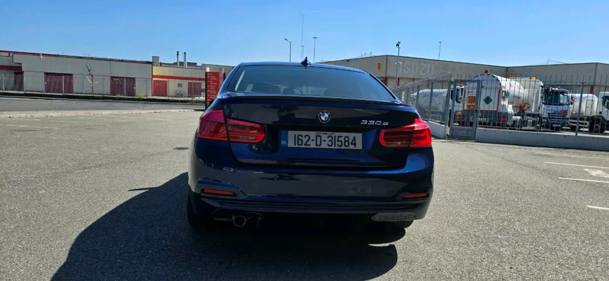 BMW 330e hybrid  114km / 71mil NCT10/26 - Image 3