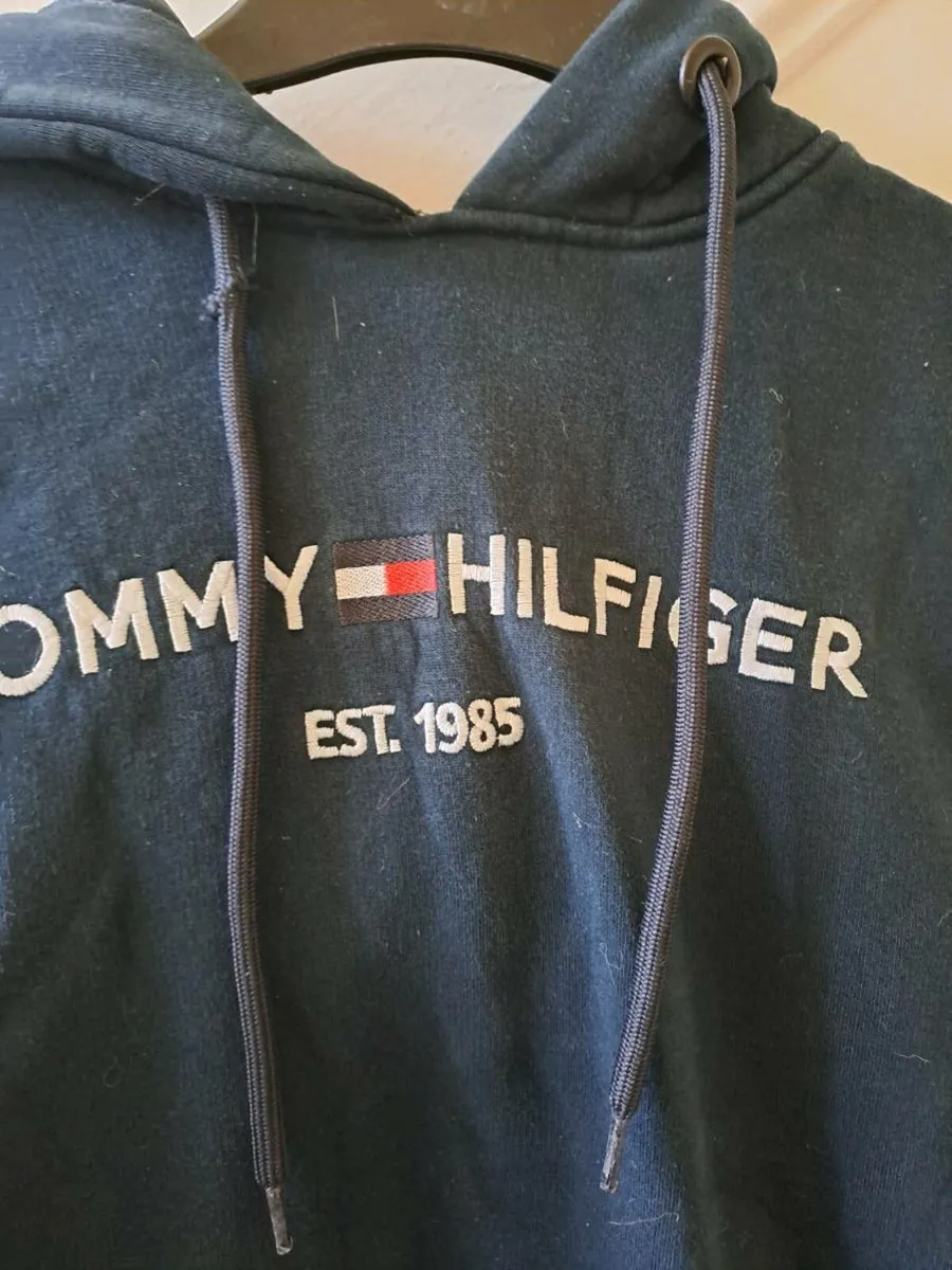 Tommy Hilfiger hoodie Size M - Image 2