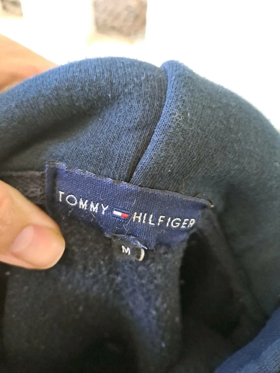 Tommy Hilfiger hoodie Size M - Image 4