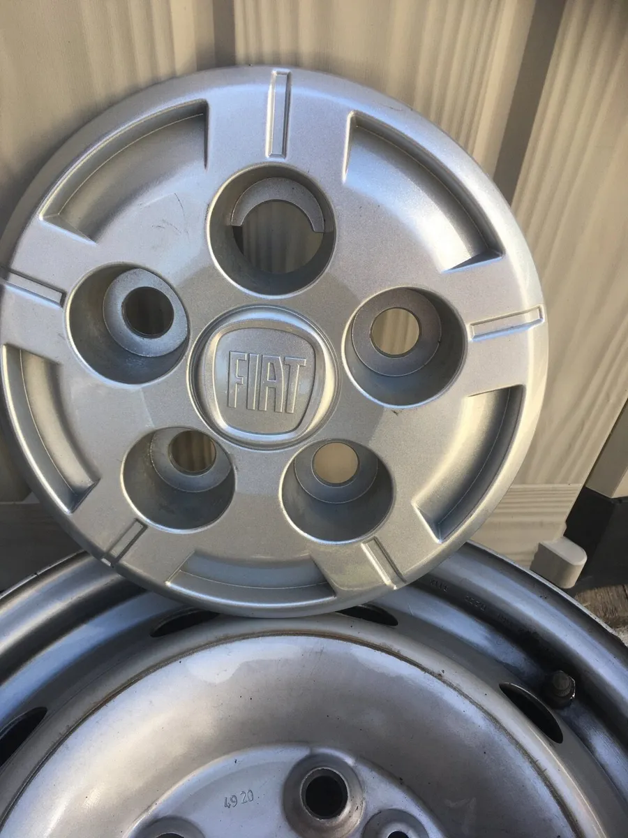 Campervan steel wheels and fiat hub caps - Image 1