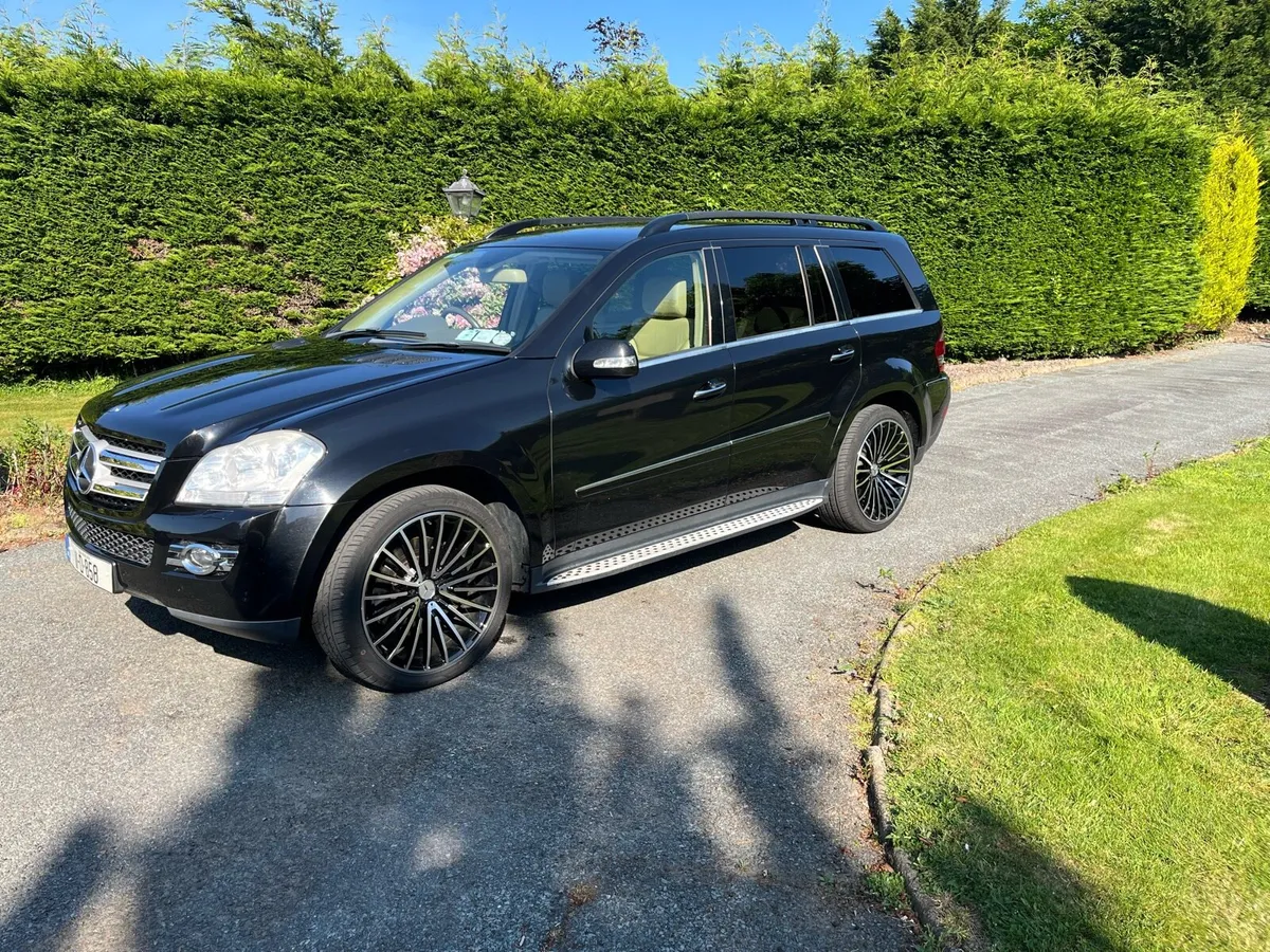 Car - Image 1