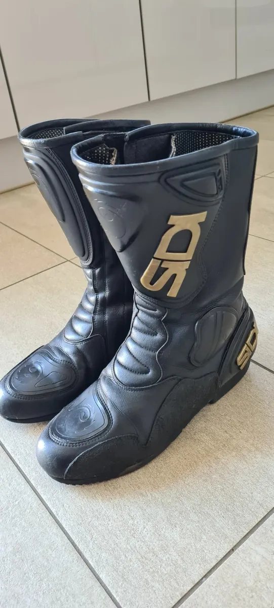 Bike boots - Image 1