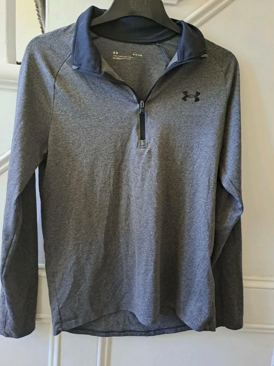 Under Armour Quarter zip top size S - Image 1