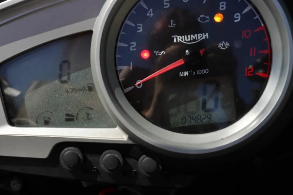 Triumph Tiger 1050 - Image 3