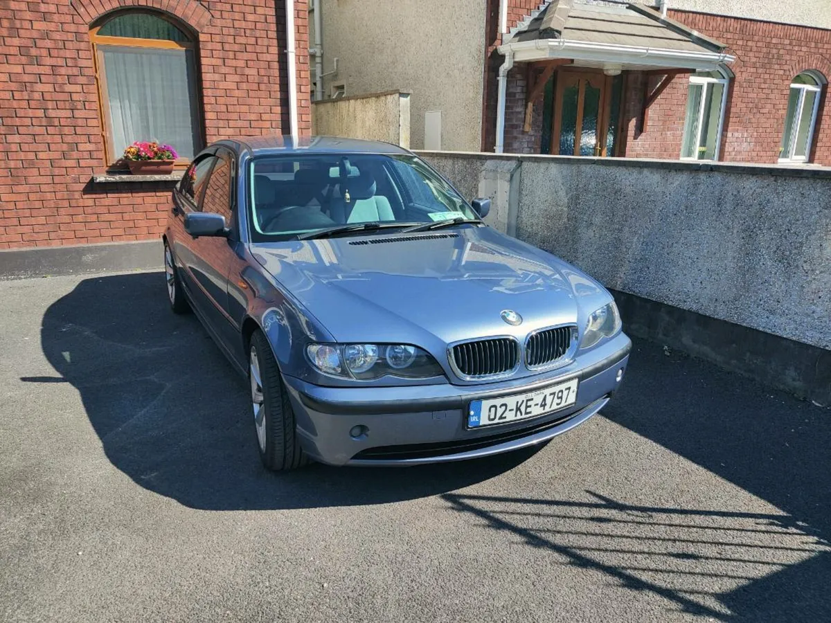 BMW 320d - Image 2