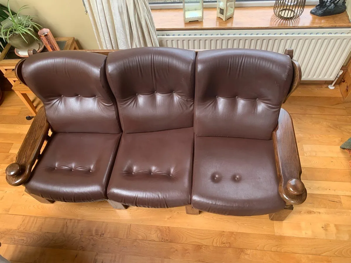 Couch - Image 2