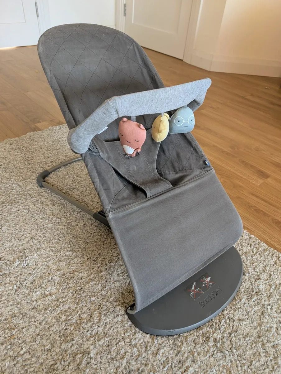Baby Bjorn baby bouncer with detachable toy bar - Image 1