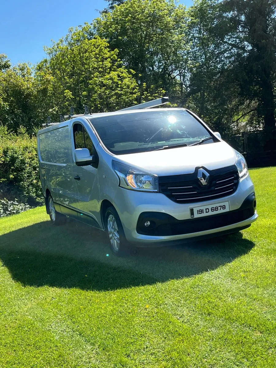 Renault - Image 2