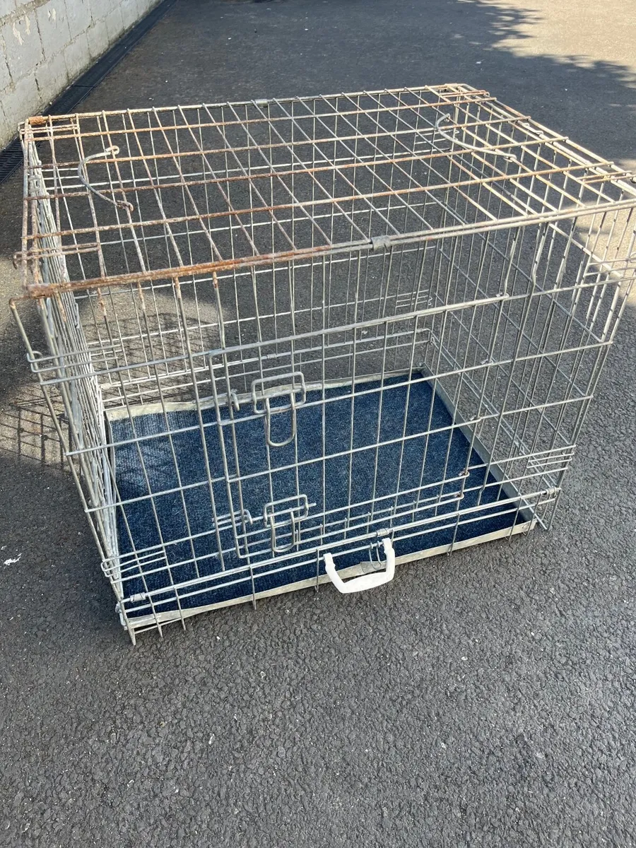 Medium Dog crate - Image 1