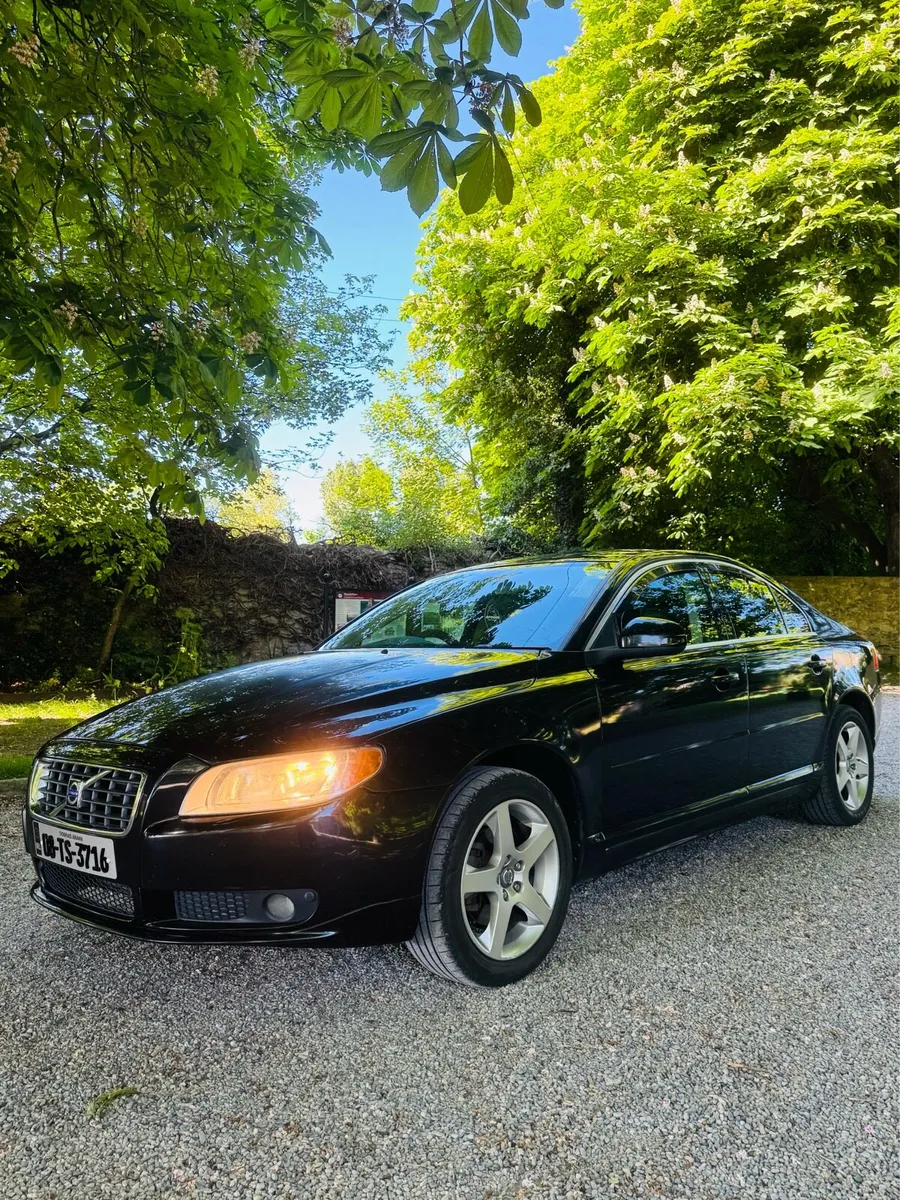 VOLVO S80 2008 2.4 D5 185HP NCT FRESH & TAX - Image 2