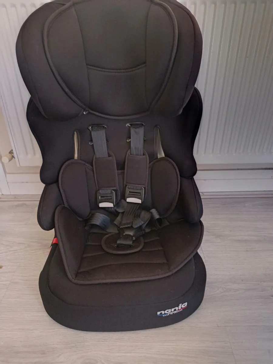 Nania kids booster seat. - Image 1