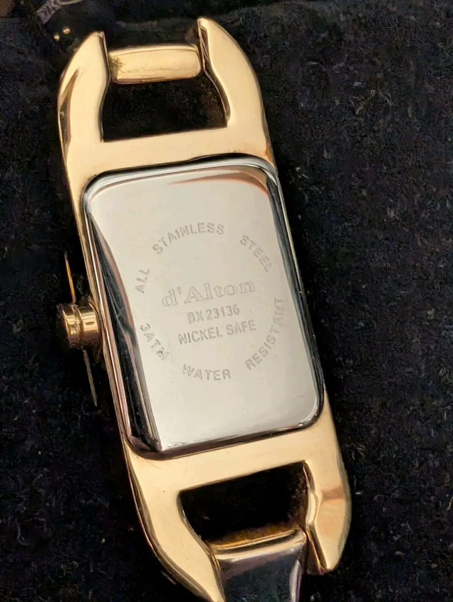D'Alton Paris ladies gold plated watch - Image 2
