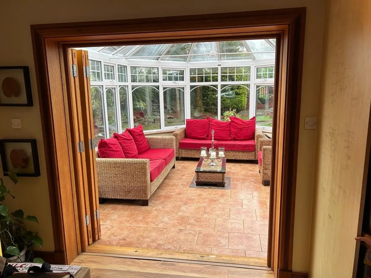 Internal bifold doors - Image 2