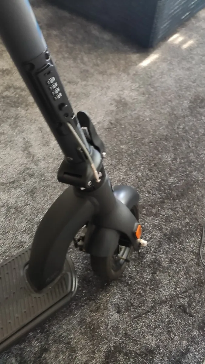 Impel 1 Carrera scooter - Image 2
