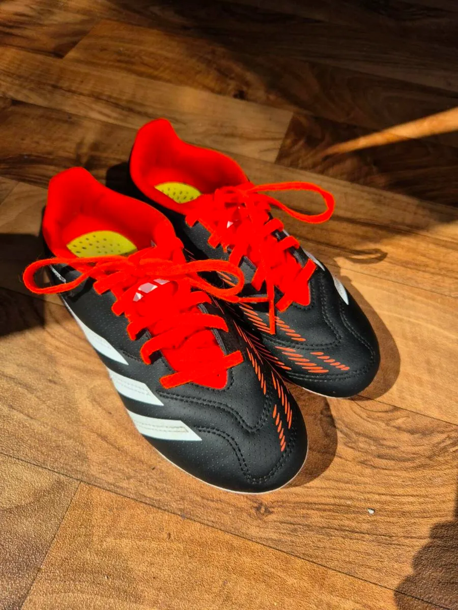Adidas Predator Soccer/Football Boots - Image 2