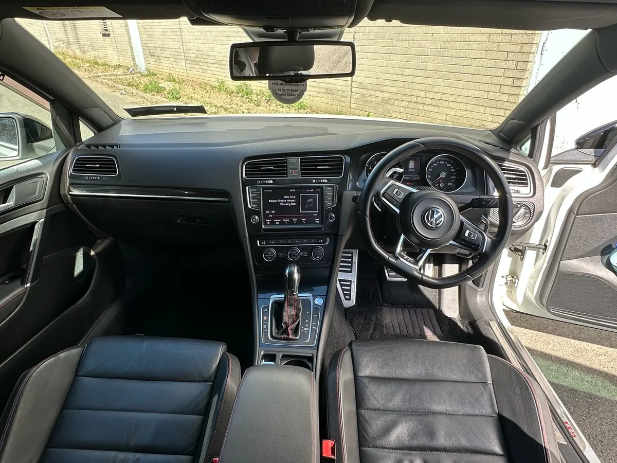 VW Golf GTI DSG - Image 4