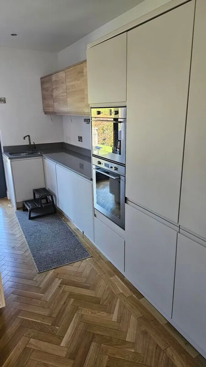 kitchen and appliances - Image 1