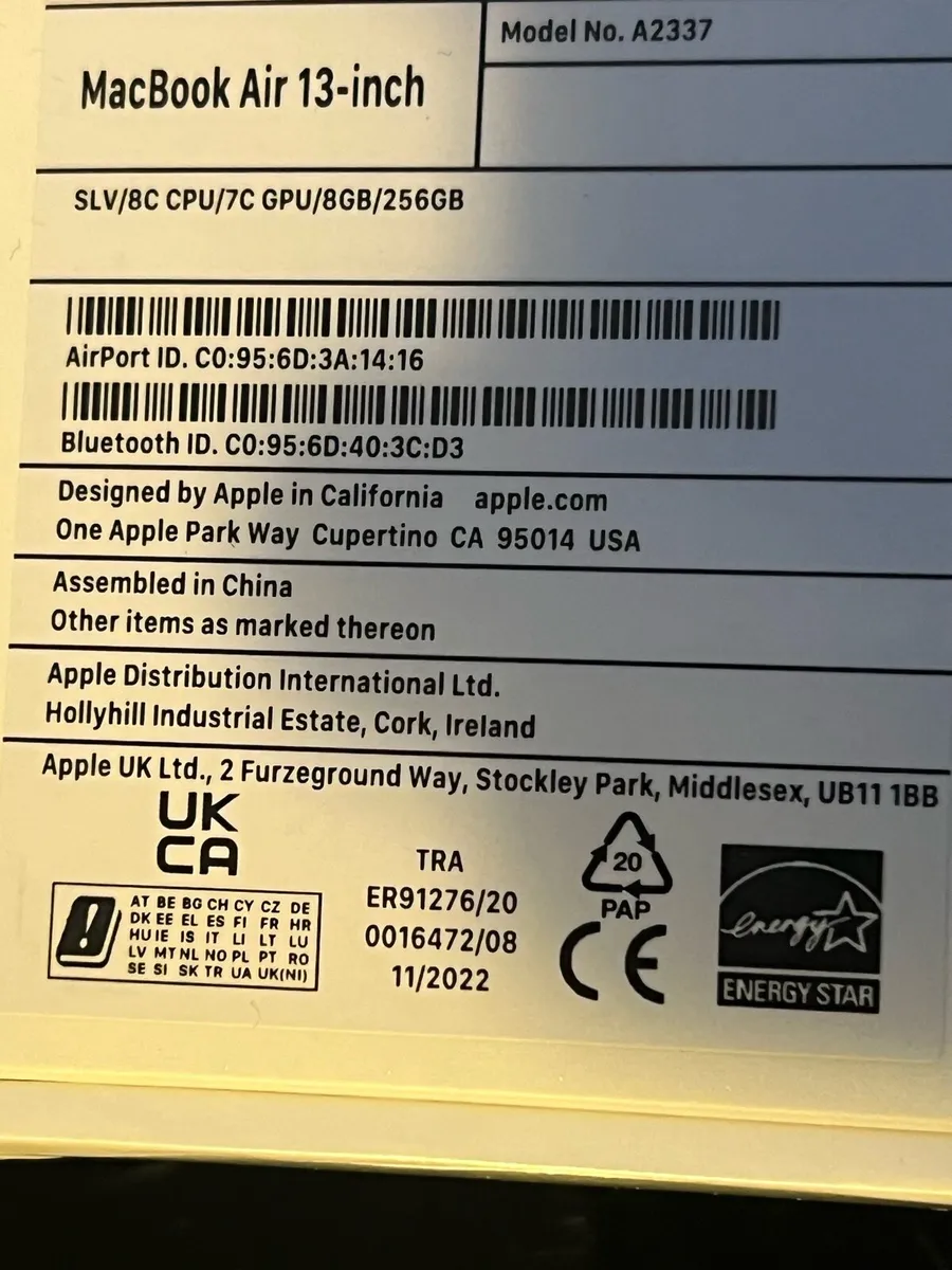 MacBook Air 13-inch 8/256GB (M1 Chip) Sealed - Image 3