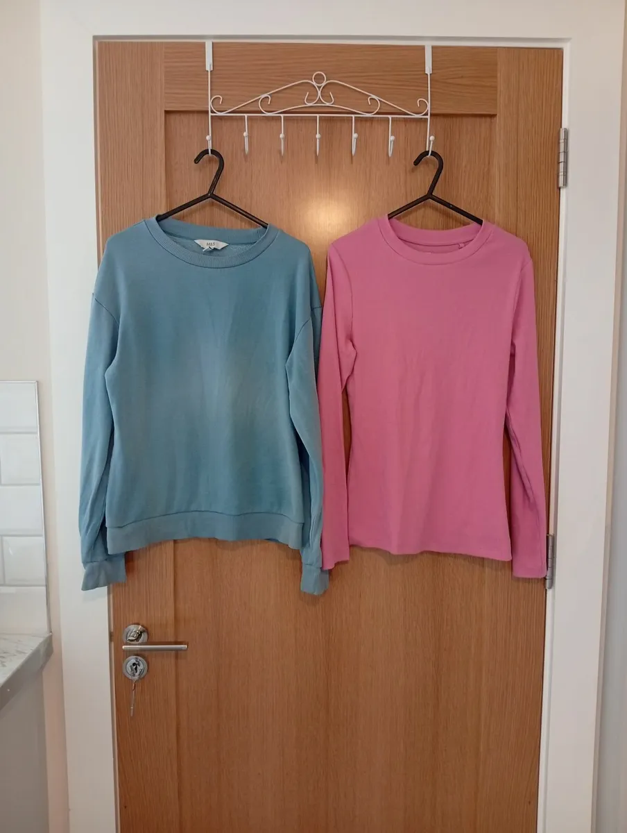 Women's clothes bundle size 8-10/S - Image 3