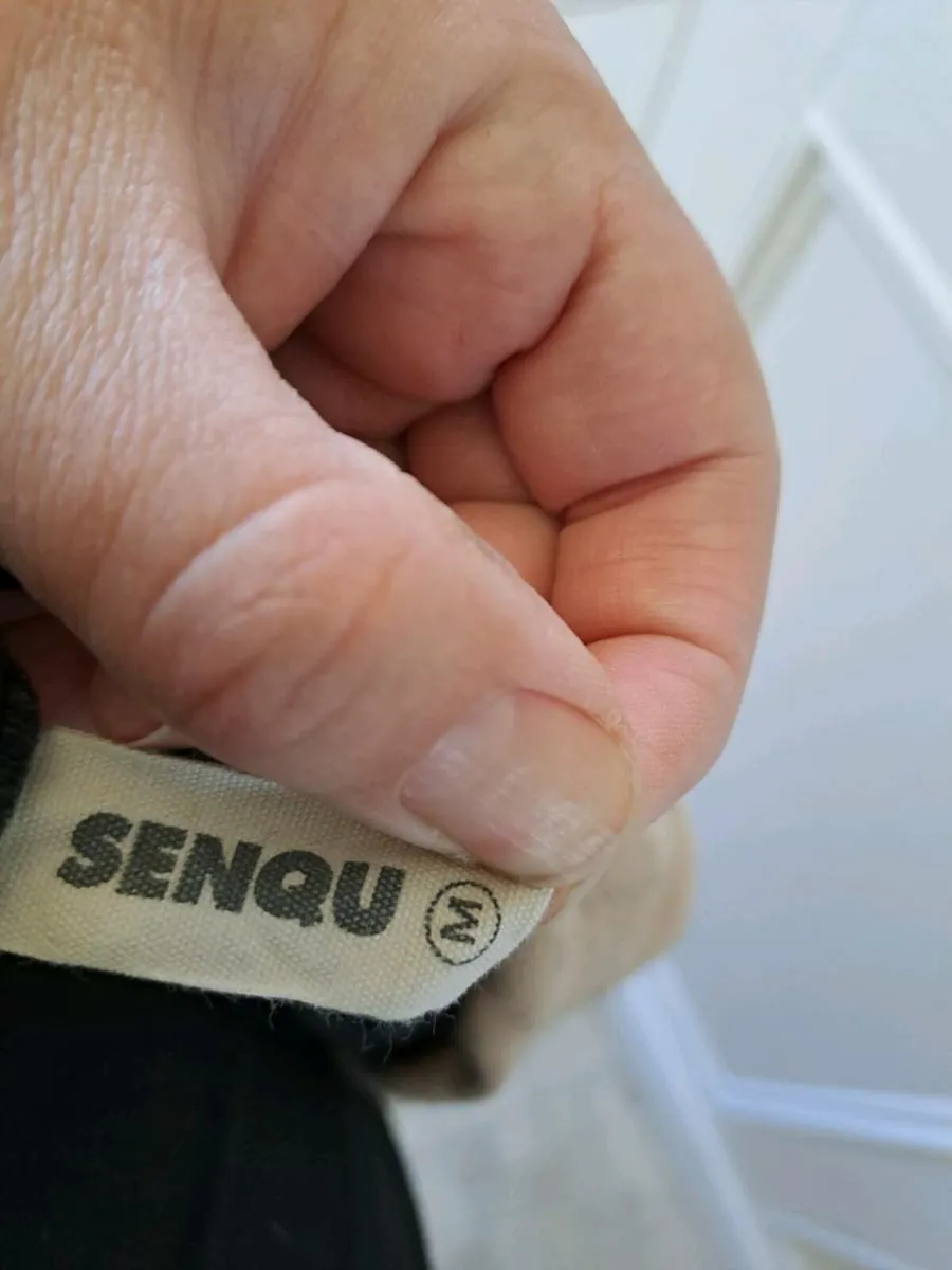 Senqu hoodie size M stone beige - Image 4