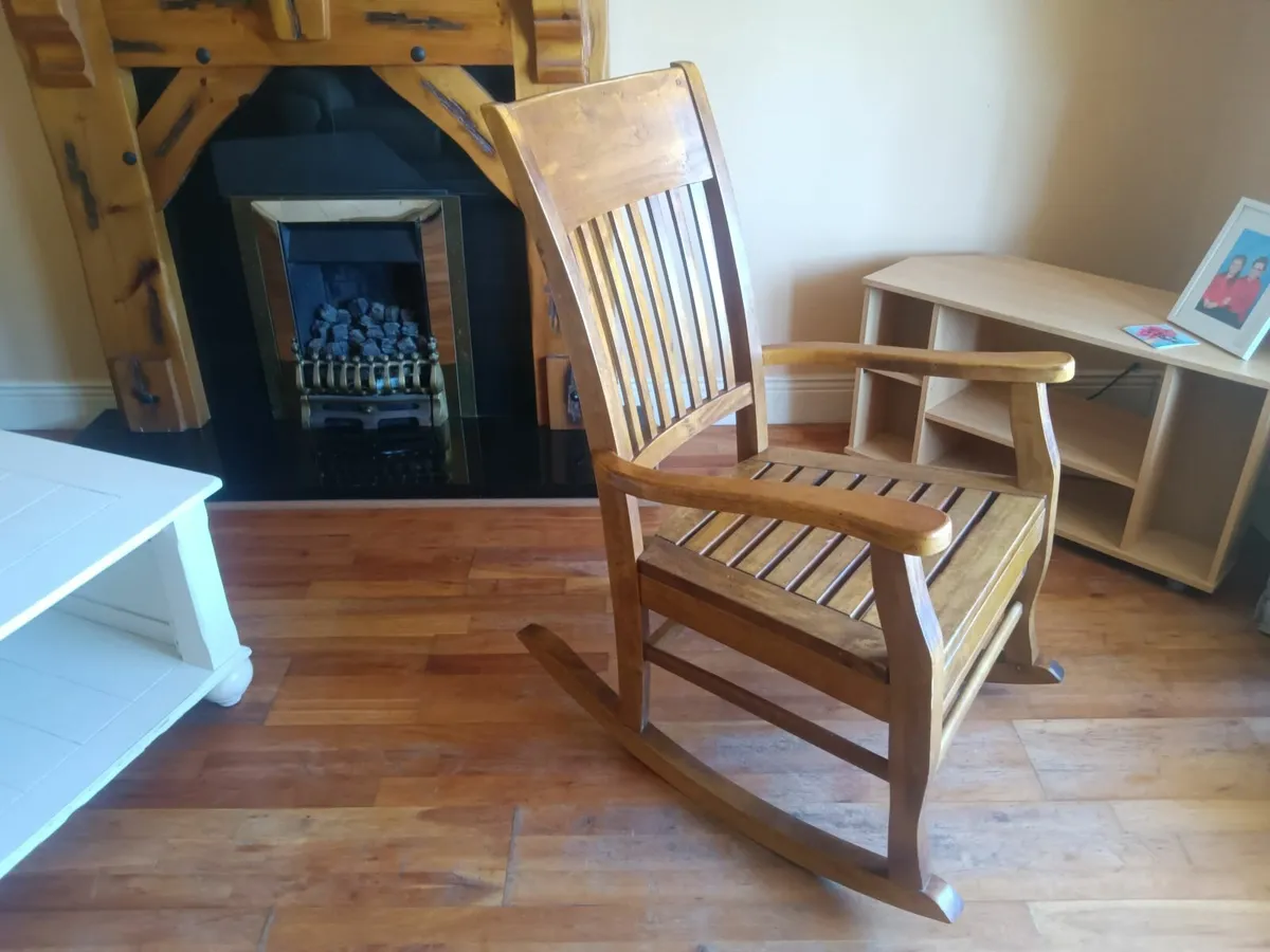 Antique rocking chair - Image 2