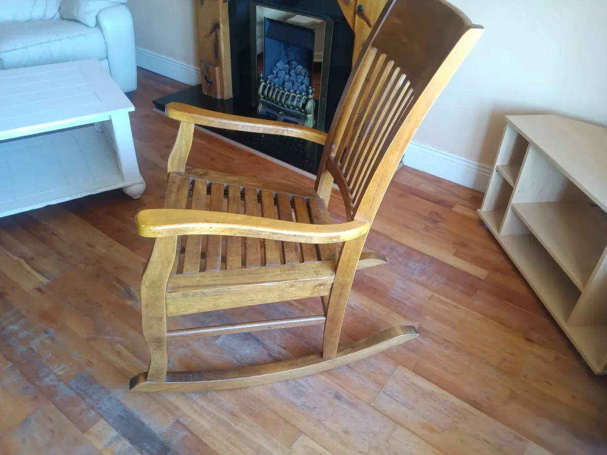 Antique rocking chair - Image 3