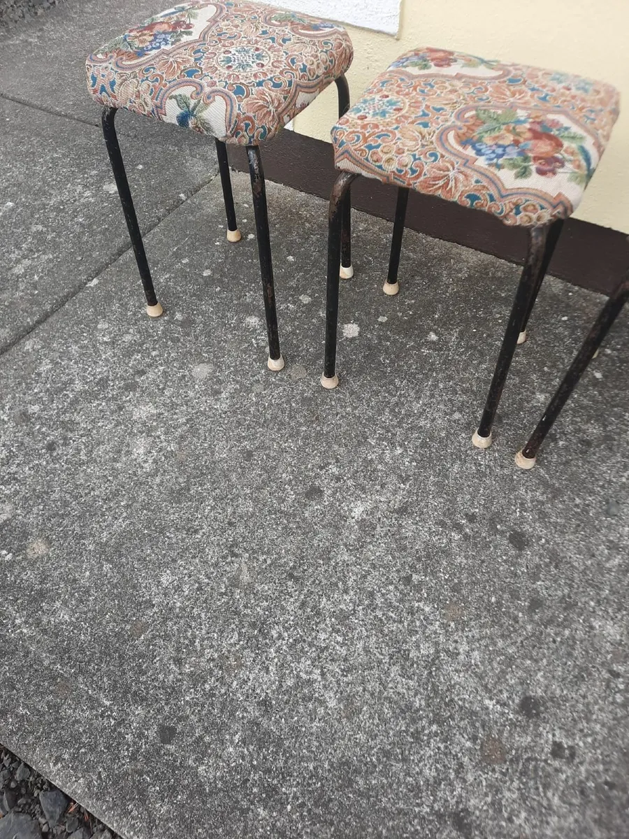 Vintage stools - Image 2