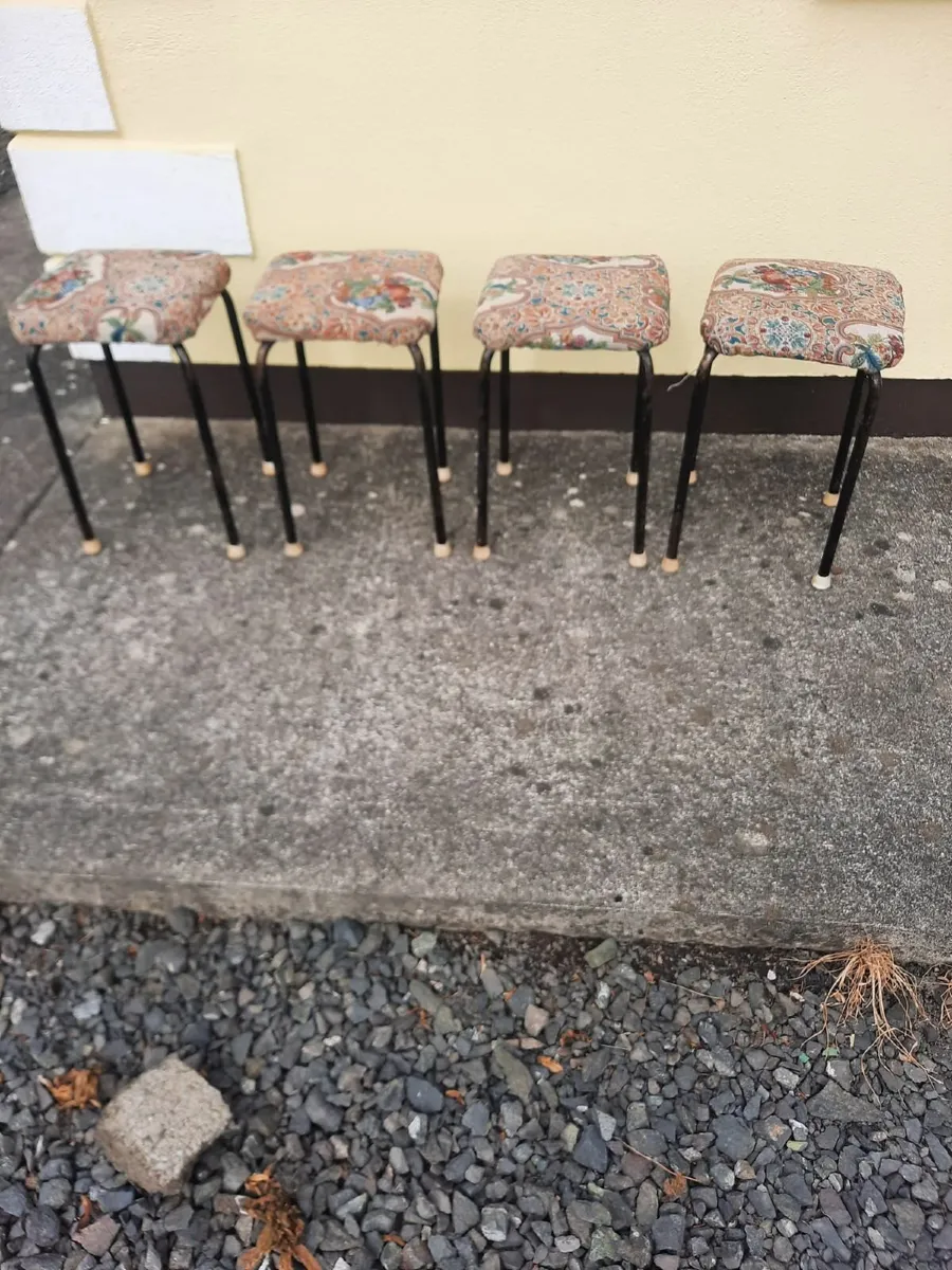 Vintage stools - Image 1
