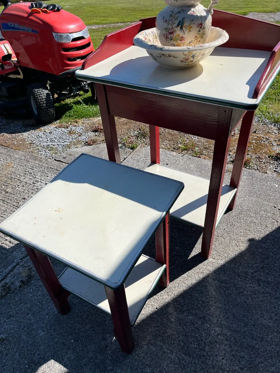 Vintage washing unit including jug and bowl. - Image 3