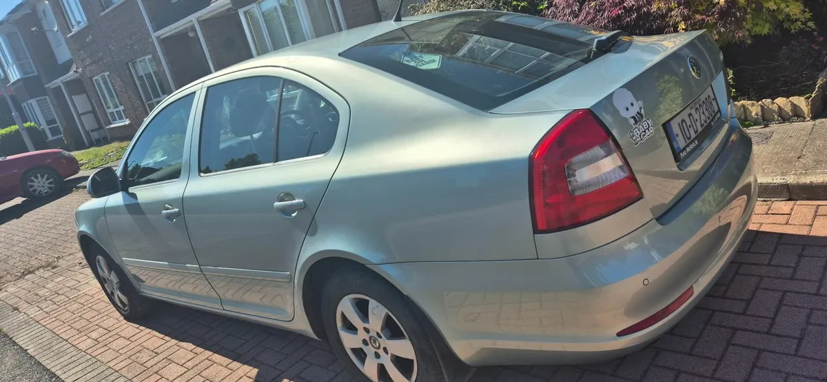 Skoda Octavia 2010 - Image 3