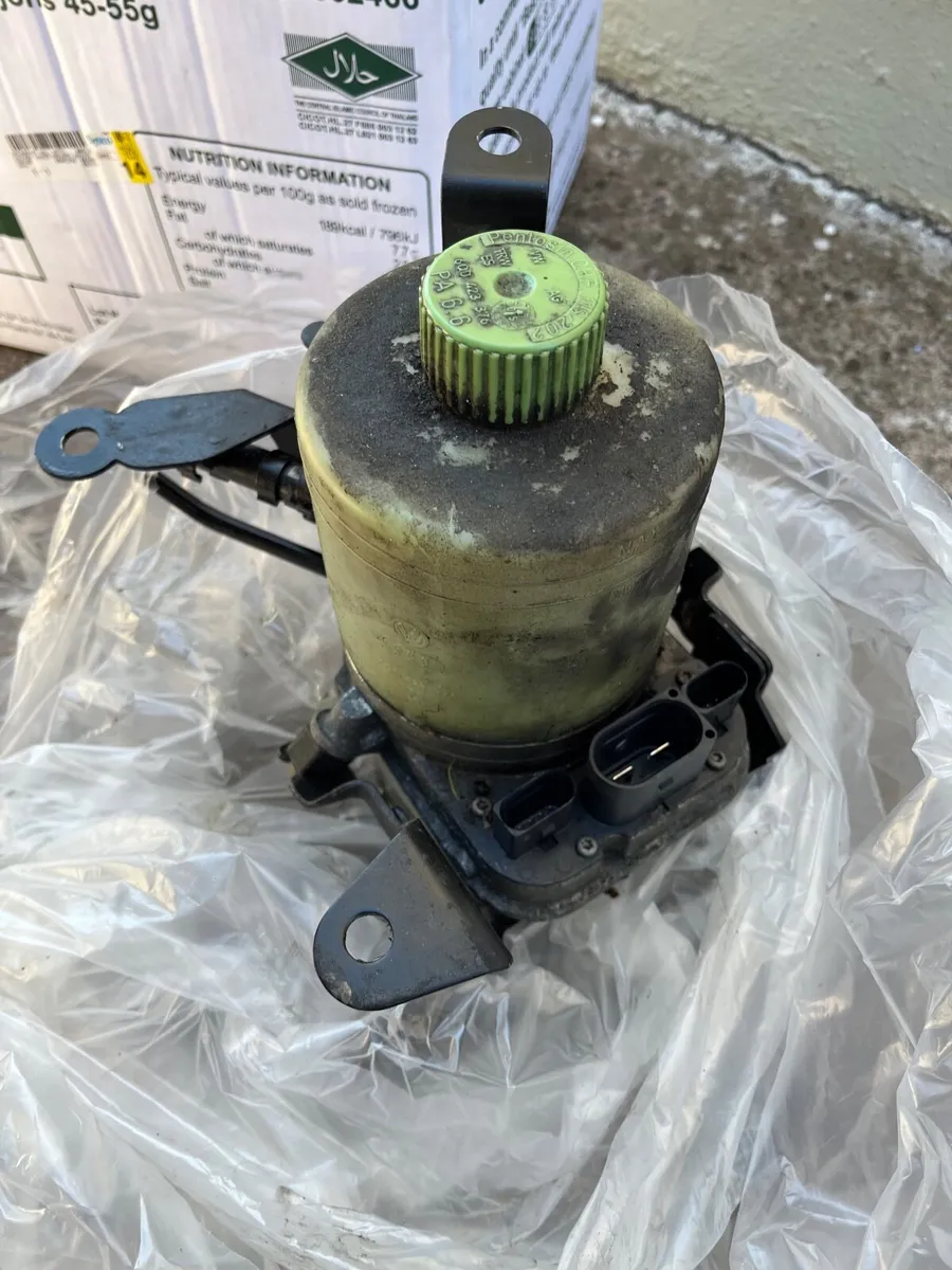 Power steering pump